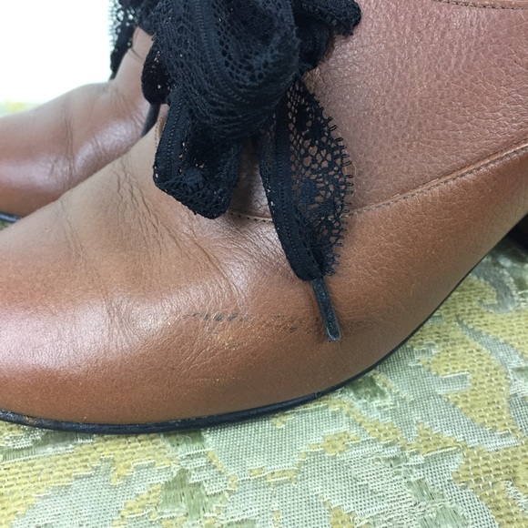 American Apparel  High Heel Bobby Leather Lace-Up - Picture 3 of 13